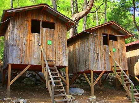 Saban Tree Üdülőpark 3*